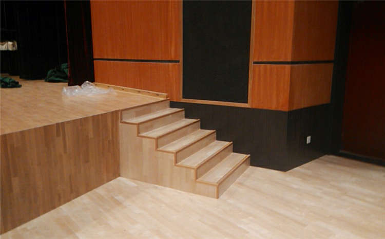 西寧專業(yè)運動木地板公司