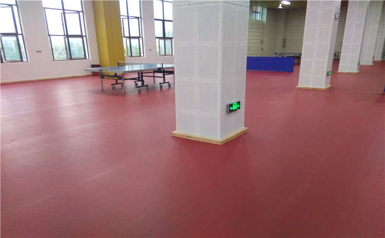 松木舞臺木地板一般多少錢