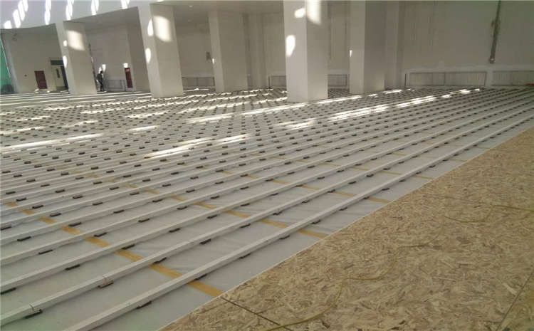 進(jìn)口體育場(chǎng)木地板一般多少錢