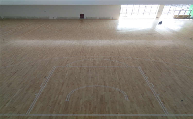 22厚籃球場(chǎng)地木地板廠**哪**好？