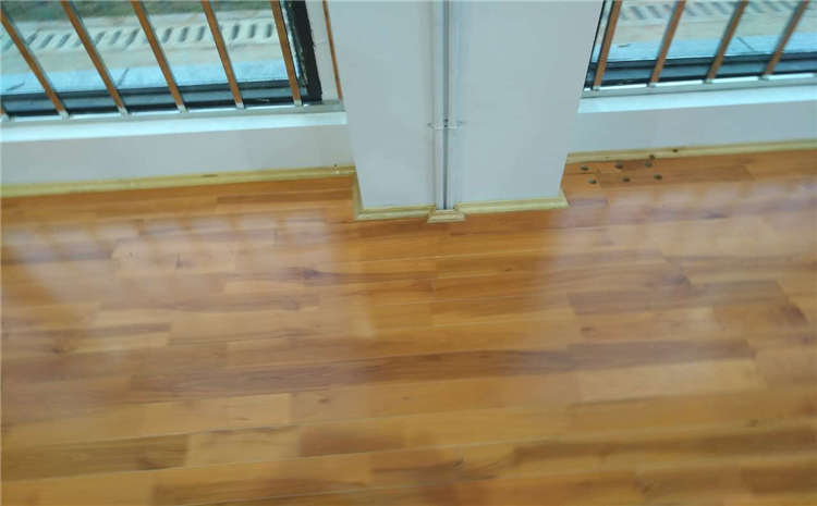 南京楓樺木運(yùn)動(dòng)木地板代理商