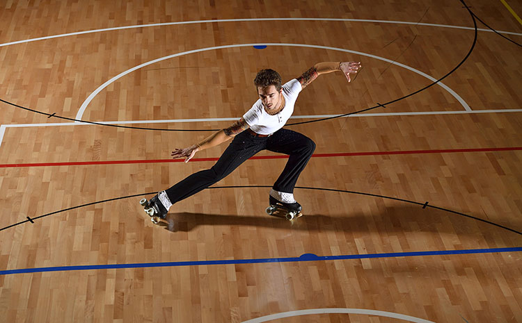 運(yùn)動(dòng)木地板鋪裝踢腳線扮演什么角色？