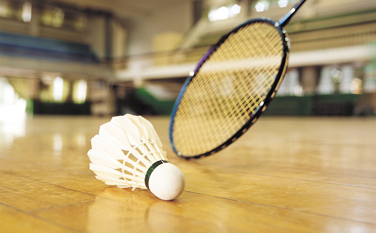 橡膠木運(yùn)動(dòng)木地板廠家去哪找？