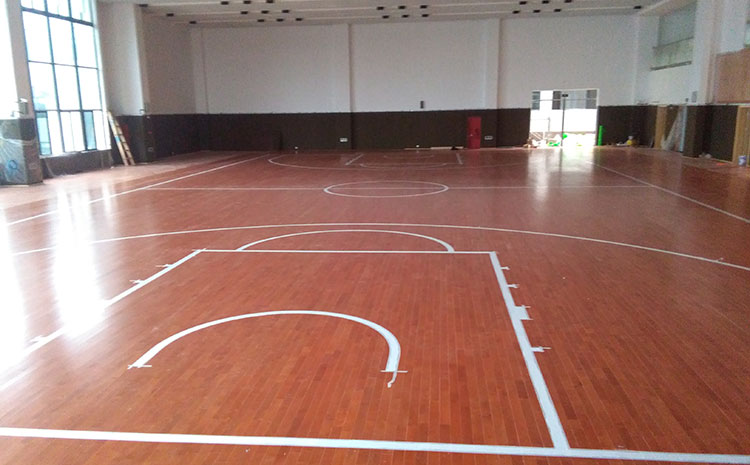 運(yùn)動(dòng)木地板安裝伸縮縫標(biāo)準(zhǔn)是多少？