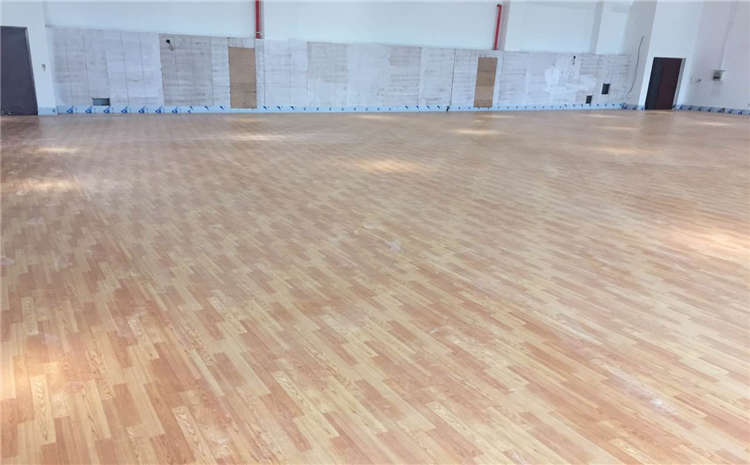 江西柞木運動木地板安裝