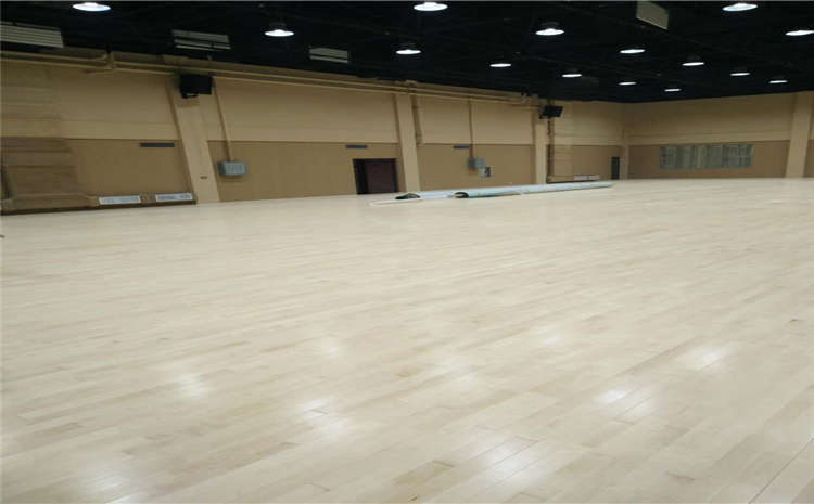 重慶楓木運動木地板廠家報價