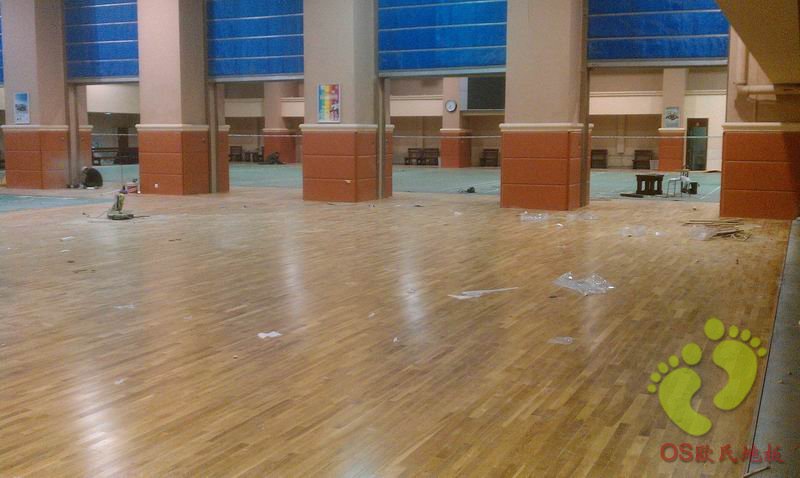 北京市星河實驗小學(xué)運動木地板圖 北京市星河實驗小學(xué)運動木地板圖