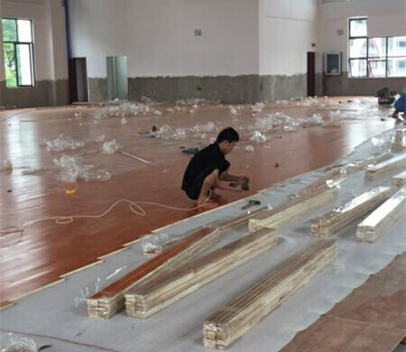 柳州市窯埠街小學體育館木地板案例圖1 柳州市窯埠街小學體育館木地板案例圖1