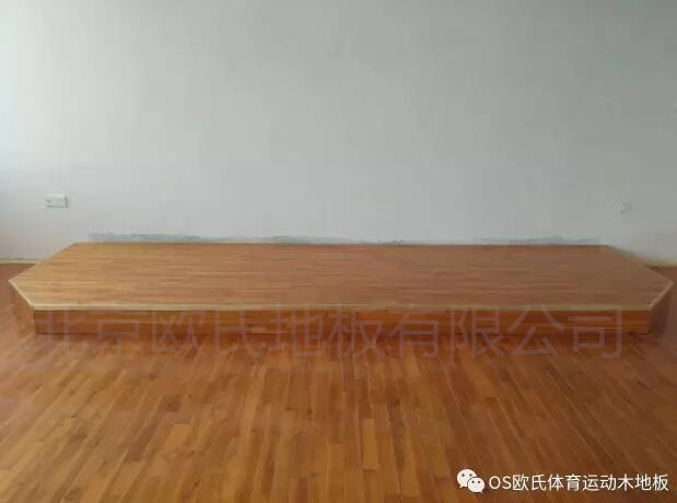 江西鷹潭第五中學(xué)的籃球場(chǎng)木地板，舞蹈房木地板，音樂房木地板案例圖1