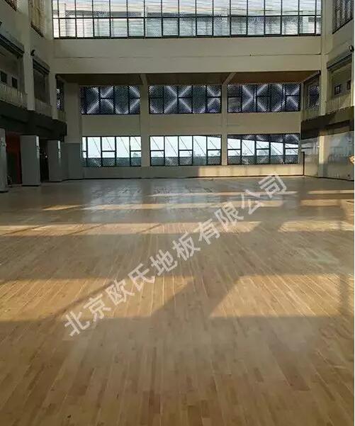 安徽蚌埠市懷遠(yuǎn)全民健身活動中心楓木一級三拼板案例-圖2 安徽蚌埠市懷遠(yuǎn)全民健身活動中心楓木一級三拼板案例-圖2