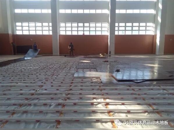溫州甌海區(qū)外國(guó)語(yǔ)學(xué)校初中分校運(yùn)動(dòng)木地板案例 溫州甌海區(qū)外國(guó)語(yǔ)學(xué)校初中分校運(yùn)動(dòng)木地板案例