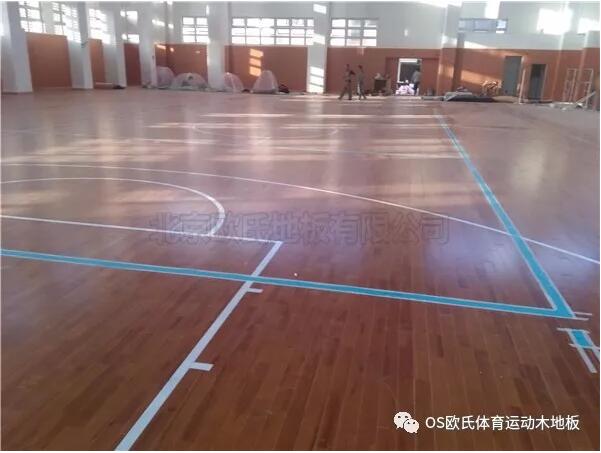 溫州甌海區(qū)外國(guó)語(yǔ)學(xué)校初中分校運(yùn)動(dòng)木地板案例 溫州甌海區(qū)外國(guó)語(yǔ)學(xué)校初中分校運(yùn)動(dòng)木地板案例