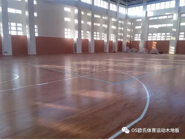 溫州甌海區(qū)外國(guó)語(yǔ)學(xué)校初中分校運(yùn)動(dòng)木地板案例 溫州甌海區(qū)外國(guó)語(yǔ)學(xué)校初中分校運(yùn)動(dòng)木地板案例