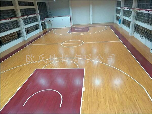 湖南長沙雨花區(qū)芙蓉路小學(xué)籃球館地板案例 湖南長沙雨花區(qū)芙蓉路小學(xué)籃球館地板案例