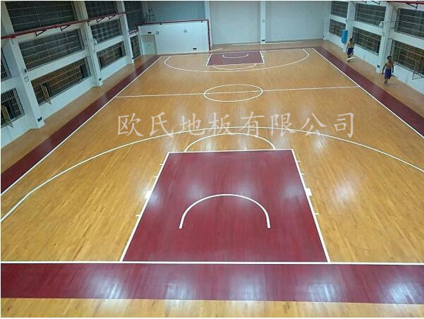 湖南長沙雨花區(qū)芙蓉路小學(xué)籃球館地板案例 湖南長沙雨花區(qū)芙蓉路小學(xué)籃球館地板案例