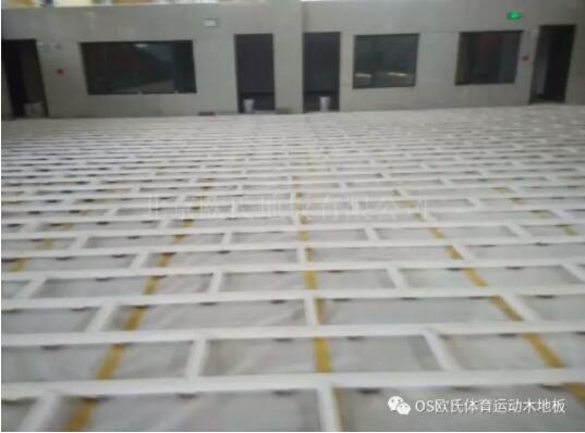 專業(yè)體育運動木地板的結(jié)構(gòu)和施工安裝的方法 專業(yè)體育運動木地板的結(jié)構(gòu)和施工安裝的方法