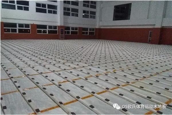 江蘇常州溧陽(yáng)市南渡鎮(zhèn)體育館運(yùn)動(dòng)木地板案例 江蘇常州溧陽(yáng)市南渡鎮(zhèn)體育館運(yùn)動(dòng)木地板案例