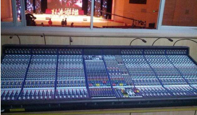 關(guān)于舞臺(tái)燈光和照明，你要知道的都在這里