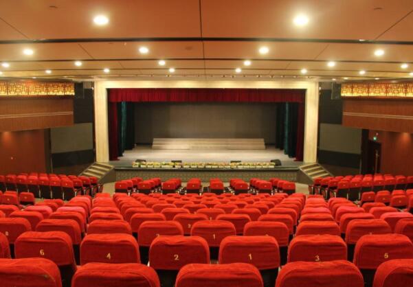 劇院和禮堂的聲音是如何做到有效處理的 劇院和禮堂的聲音是如何做到有效處理的