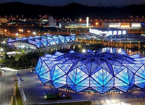 國內(nèi)10大NBA級別籃球館之四 深圳龍崗大運(yùn)中心體育館 國內(nèi)10大NBA級別籃球館之四 深圳龍崗大運(yùn)中心體育館