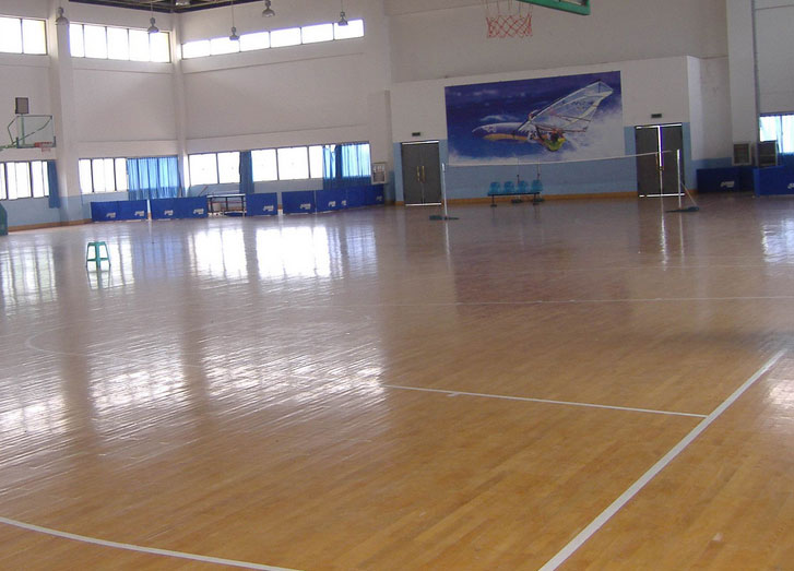 運(yùn)動木地板,運(yùn)動地板,體育木地板,實(shí)木運(yùn)動地板,實(shí)木體育地板,體育地板