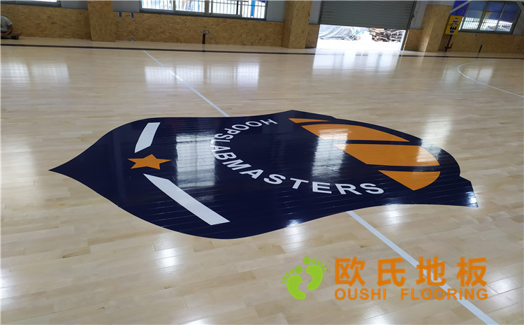 江蘇昆山市博瑞祥汽車公司籃球館木地板案例