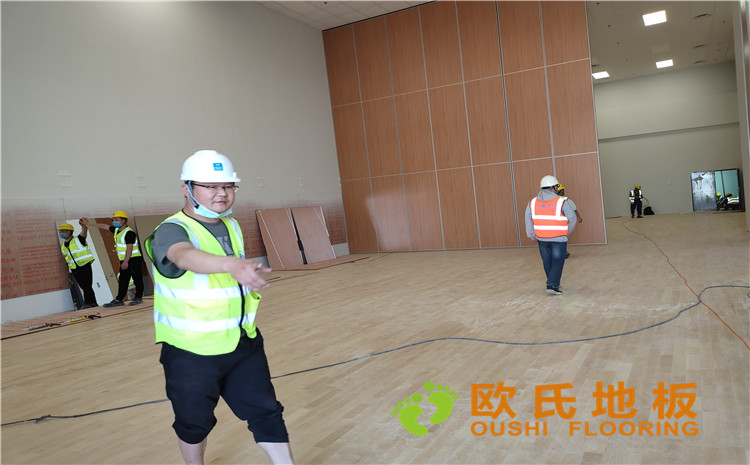 北京環(huán)球影城籃球館運動木地板案例