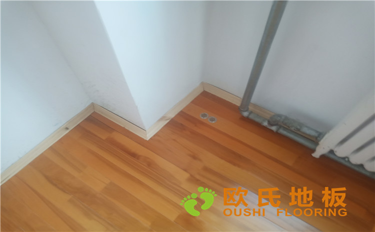 烏魯木齊烏蘇市南區(qū)中學體育館運動木地板案例-歐氏運動木地板