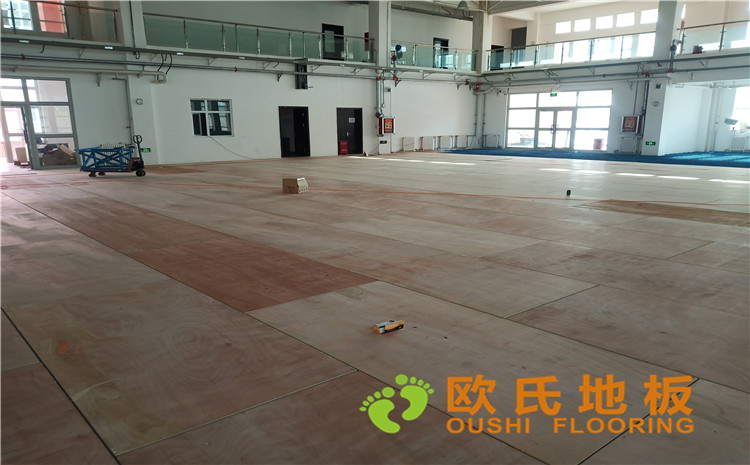 烏魯木齊烏蘇市南區(qū)中學體育館運動木地板案例-歐氏運動木地板