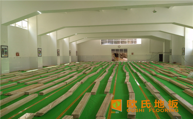 云南省紅河州個(gè)舊市綠春小學(xué)體育館木地板案例-歐氏運(yùn)動(dòng)木地板