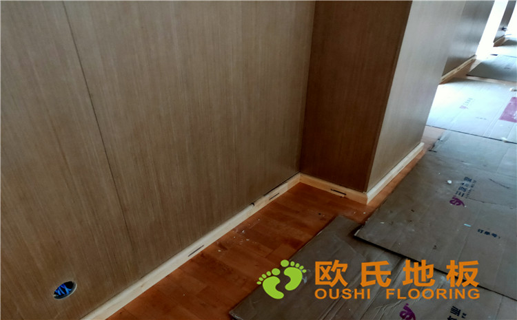 陜西榆林神木張冢峁煤礦公司體育館木地板項(xiàng)目-歐氏運(yùn)動(dòng)木地板