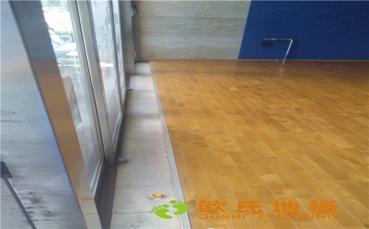 內(nèi)蒙古赤峰市**稅務(wù)總局職工活動(dòng)中心木地板案例-歐氏運(yùn)動(dòng)木地板