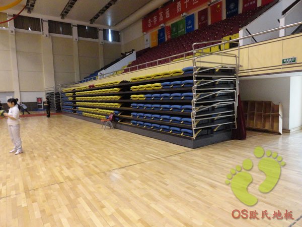 北京工商大學(xué)體育館運(yùn)動(dòng)木地板案例 北京工商大學(xué)體育館運(yùn)動(dòng)木地板案例